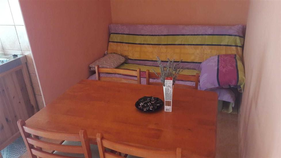 Apartment A2, for 3 persons