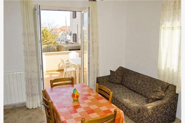 Apartment A1, for 5 persons