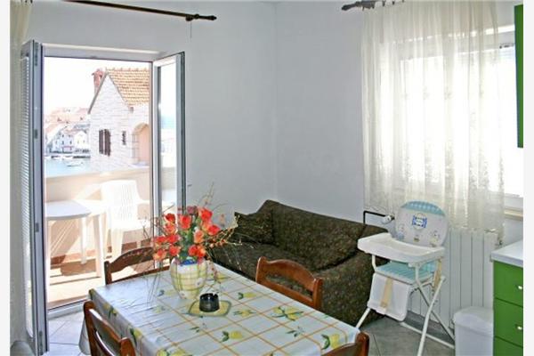 Apartment A2, for 3 persons
