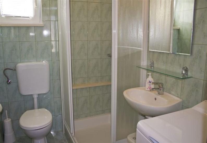 Apartment A2, for 3 persons