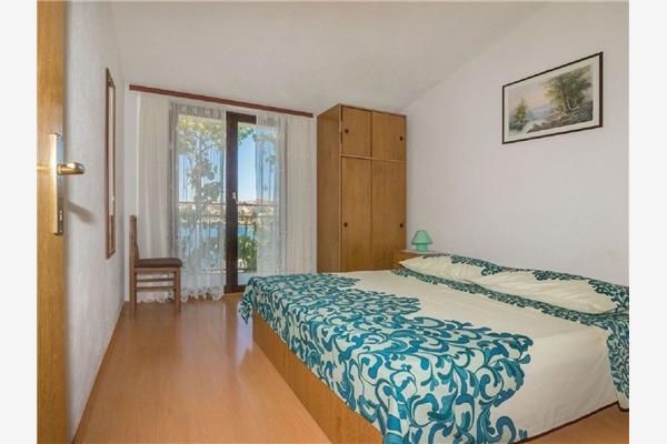 Apartment A1, for 5 persons