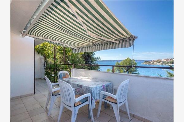 Apartment A2, for 5 persons