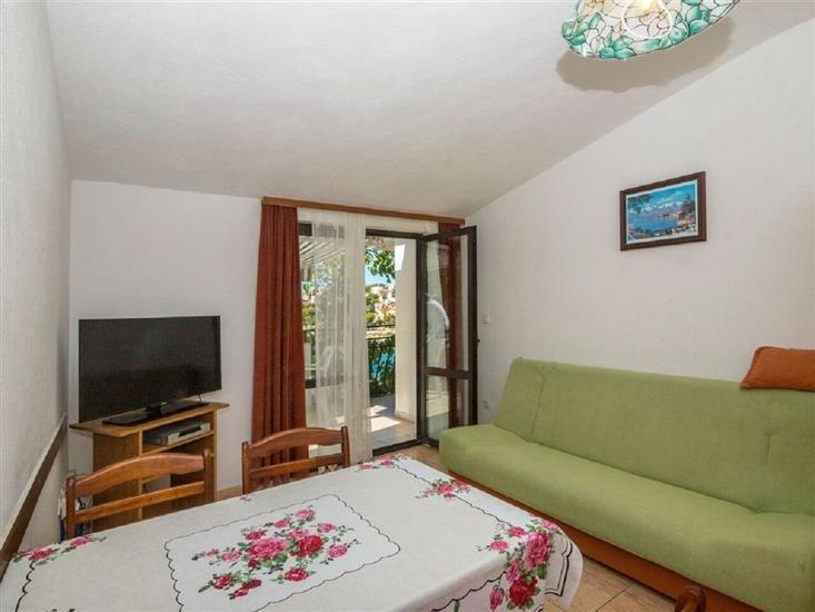 Apartment A2, for 5 persons