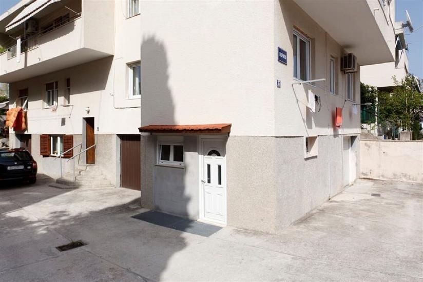 Apartament Marina