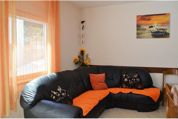 Apartment A1, for 6 persons