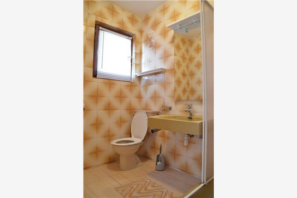 Apartment A1, for 6 persons