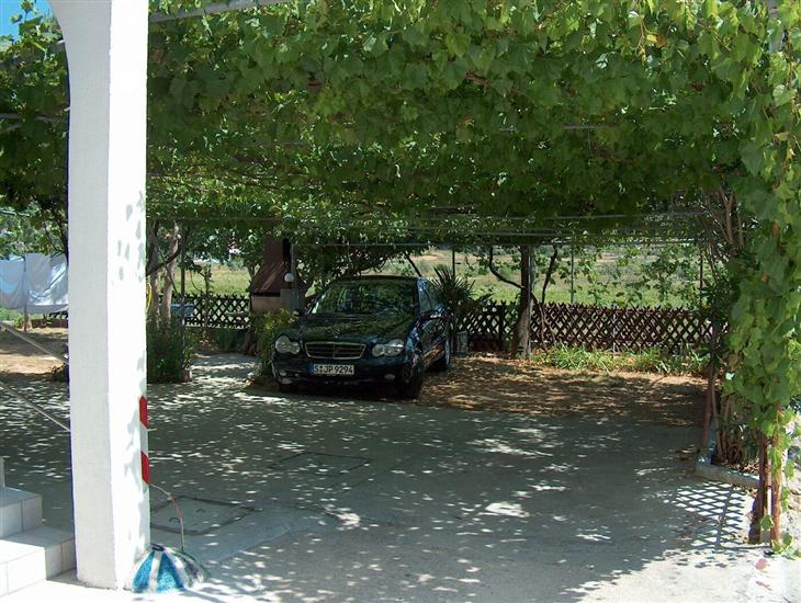 Apartments Ruža (obitelj Čerkez)