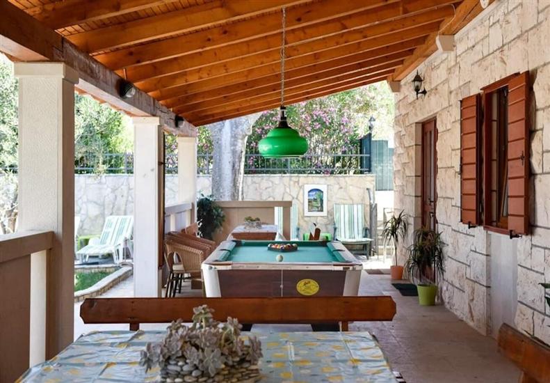 House K1, for 12 persons