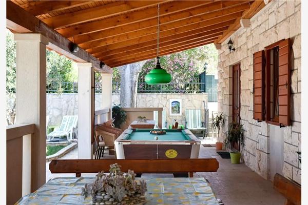 House K1, for 12 persons