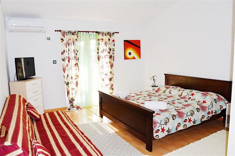 Apartment A4, for 3 persons