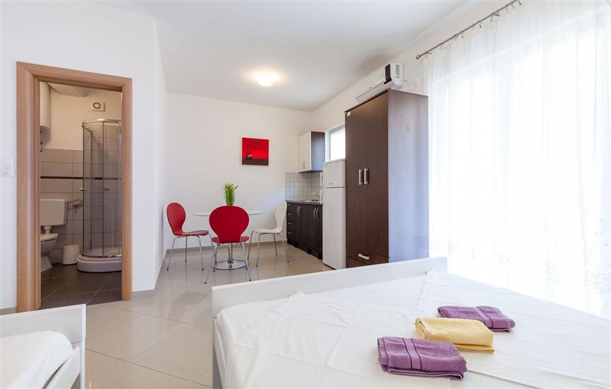 Apartment A2, for 3 persons