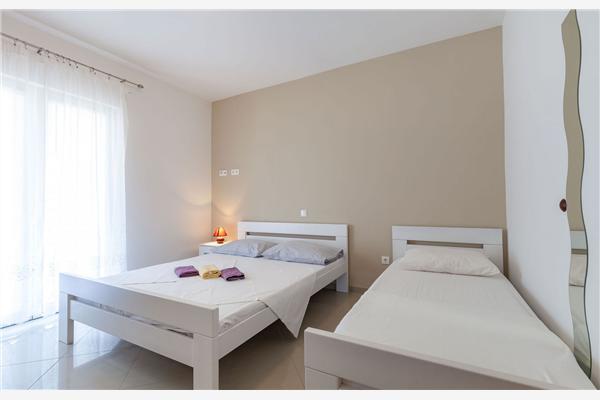 Apartment A2, for 3 persons