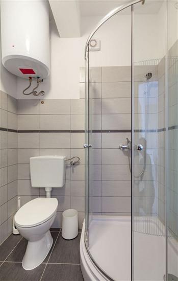 Apartment A2, for 3 persons