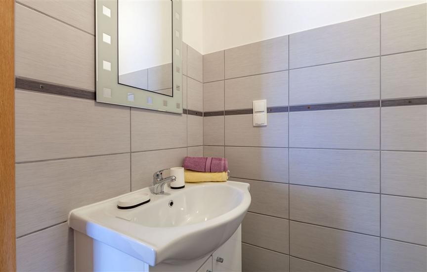 Apartment A2, for 3 persons