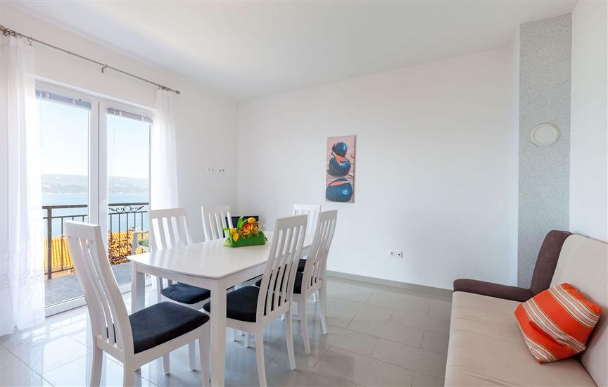 Apartment A3, for 6 persons