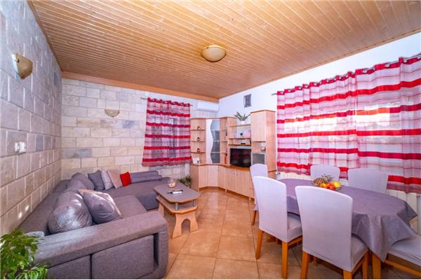 Apartment A1, for 4 persons