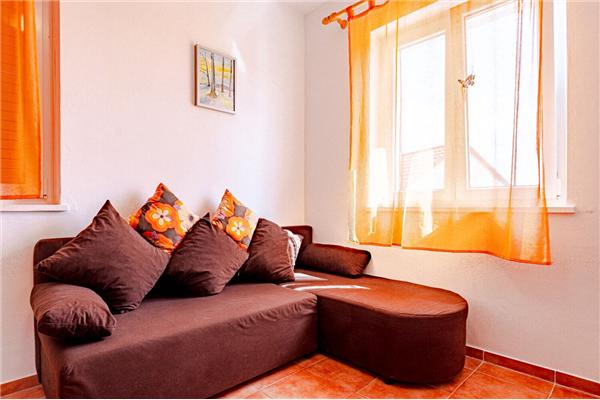 Apartment A2, for 3 persons