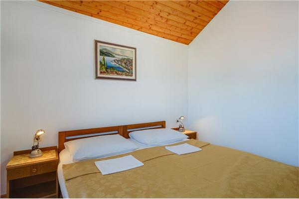 Apartment A2, for 3 persons