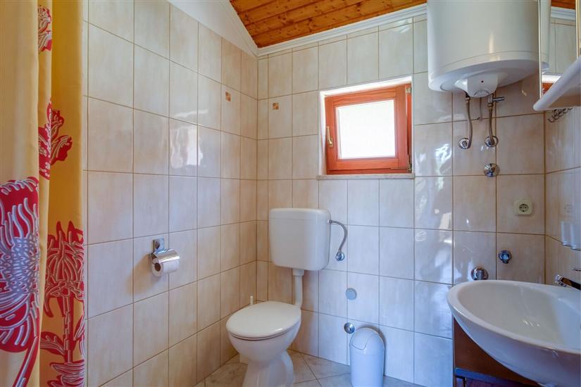 Apartment A2, for 3 persons