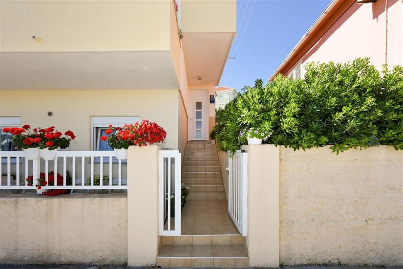 Apartment A1, for 6 persons