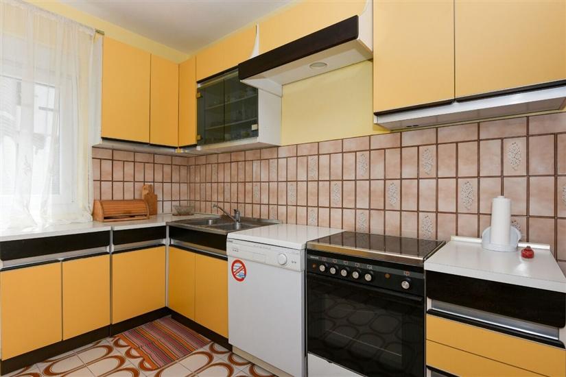 Apartment A1, for 6 persons