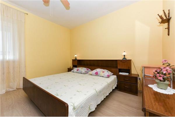 Apartment A1, for 6 persons