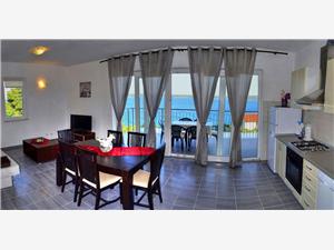 Apartman Jela Zavala - Hvar sziget, Méret 70,00 m2, Légvonalbeli távolság 50 m, Központtól való távolság 200 m