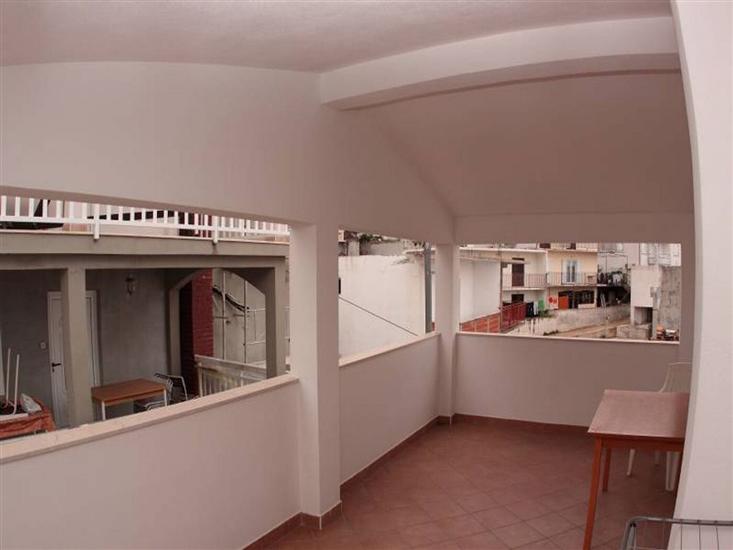 Apartment A2, for 3 persons