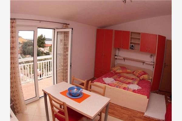 Apartment A2, for 3 persons