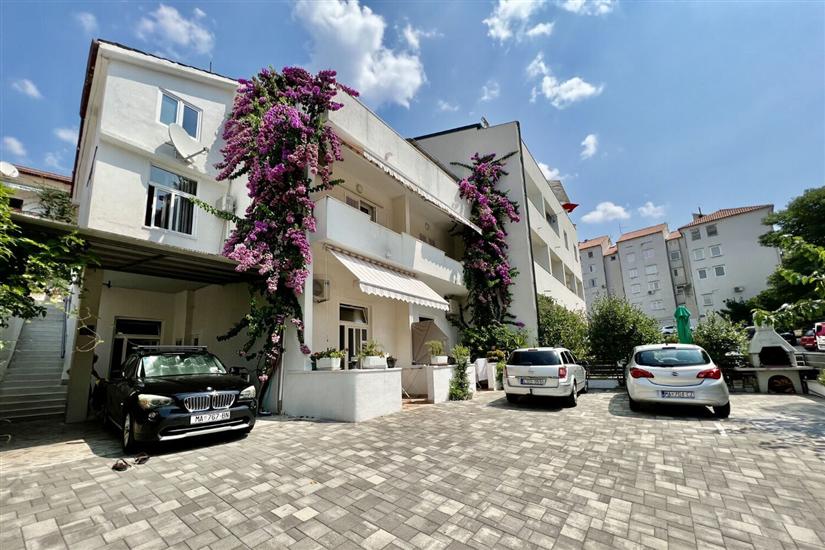 Apartment Denis