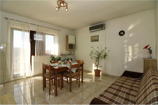 Apartment A2, for 4 persons
