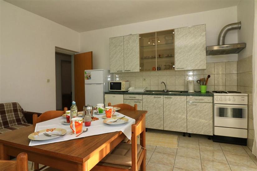 Apartment A2, for 4 persons
