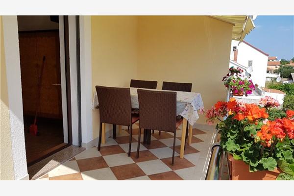 Apartment A2, for 4 persons