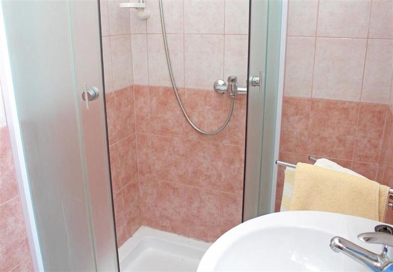 Apartment A5, for 3 persons