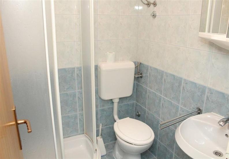 Apartment A7, for 2 persons