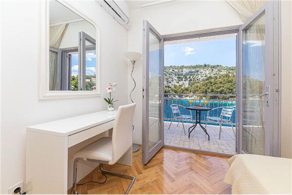 House K1, for 8 persons