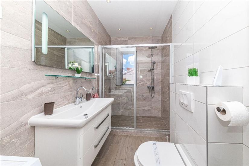 House K1, for 8 persons