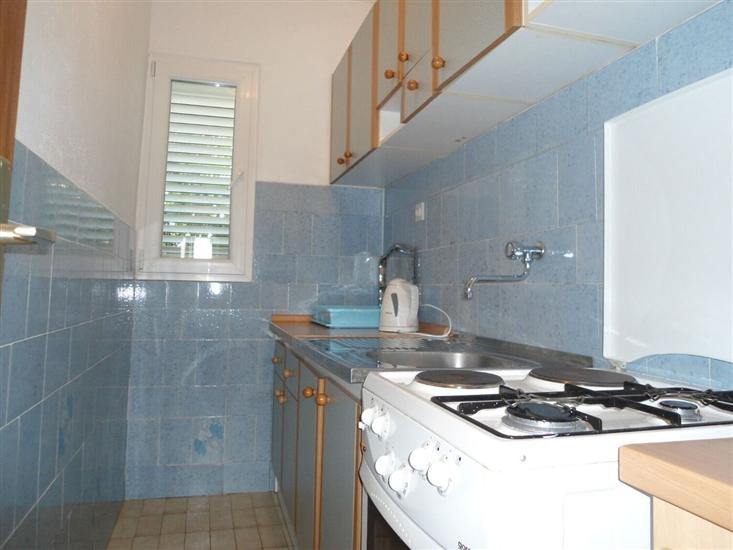 Apartment A1, for 5 persons
