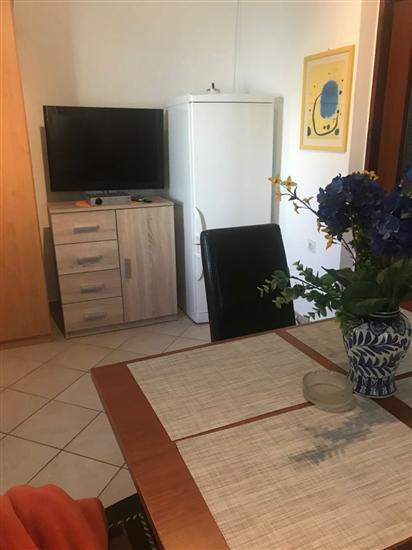 Apartment A2, for 5 persons