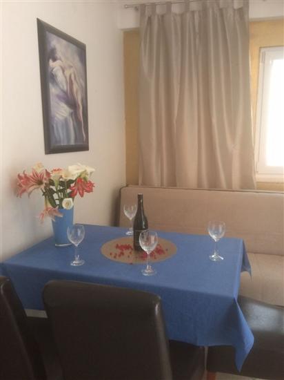 Apartment A2, for 5 persons