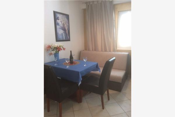 Apartment A2, for 5 persons