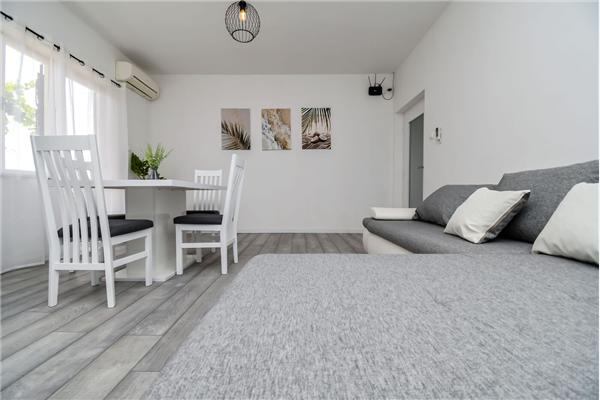 Apartment A1, for 6 persons