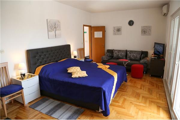 Apartment A1, for 3 persons