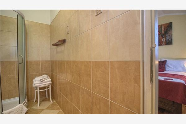 House K1, for 10 persons