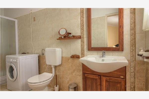 House K1, for 10 persons