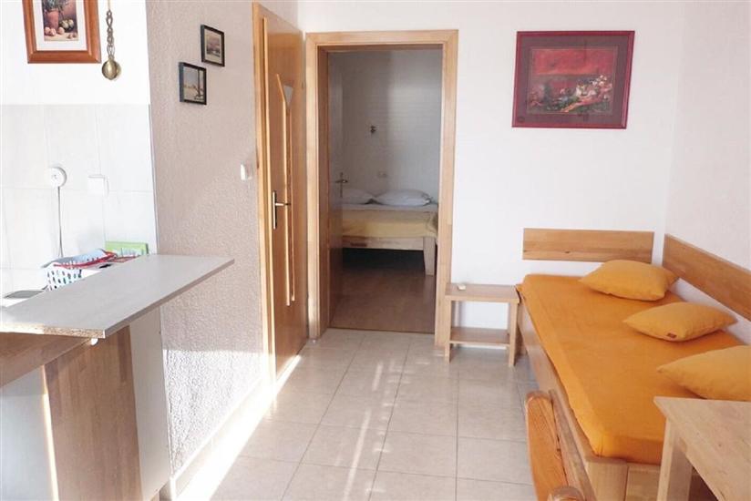 Apartment A6, for 4 persons