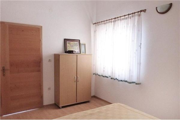 Apartment A6, for 4 persons