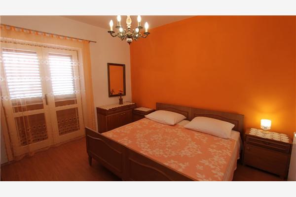 Apartment A2, for 4 persons