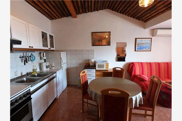 Apartment A1, for 4 persons