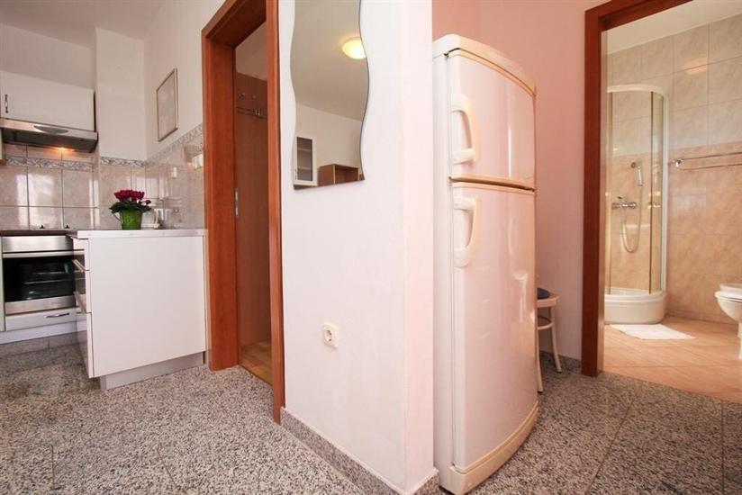 Apartment A2, for 3 persons